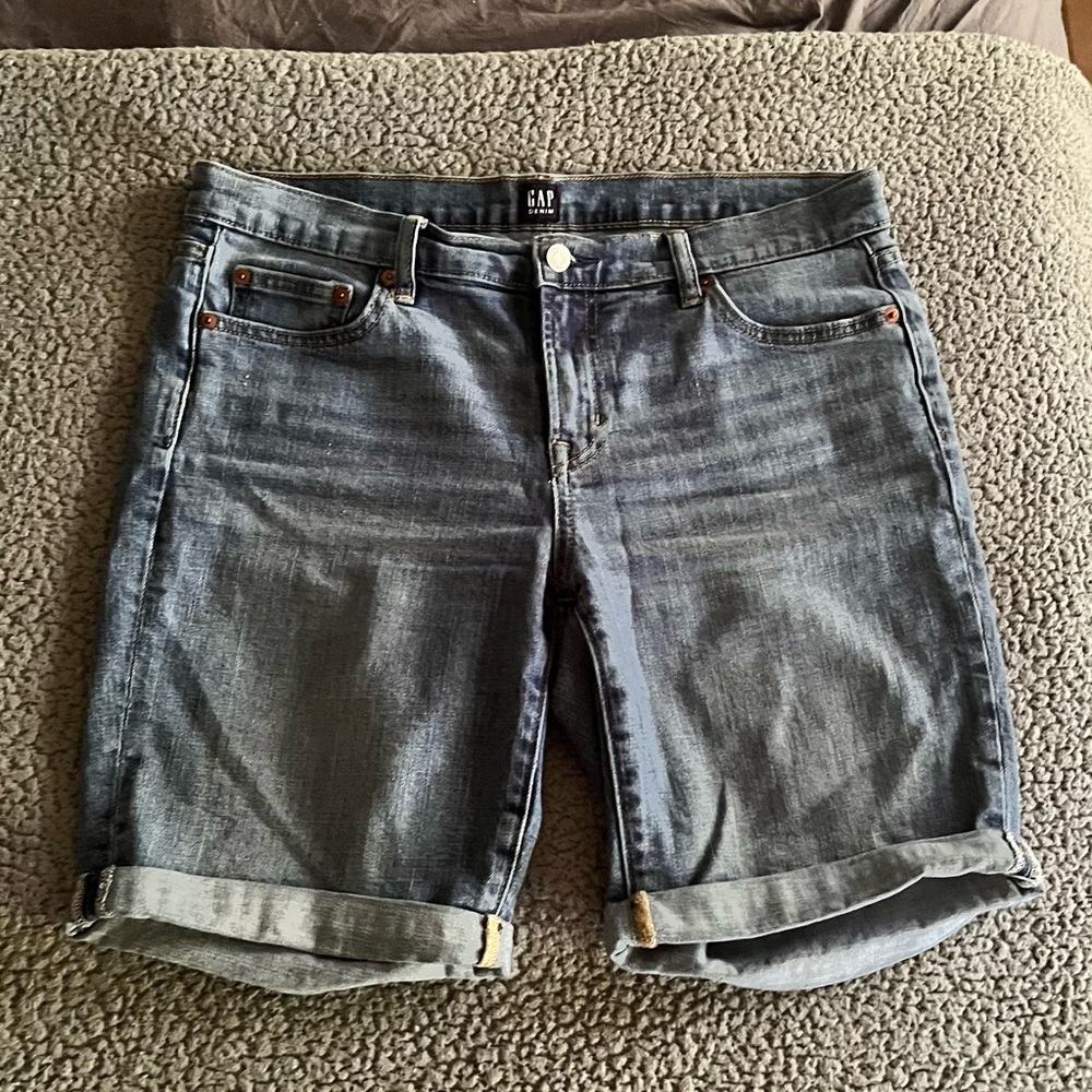 GAP Classic Blue Denim Jeans